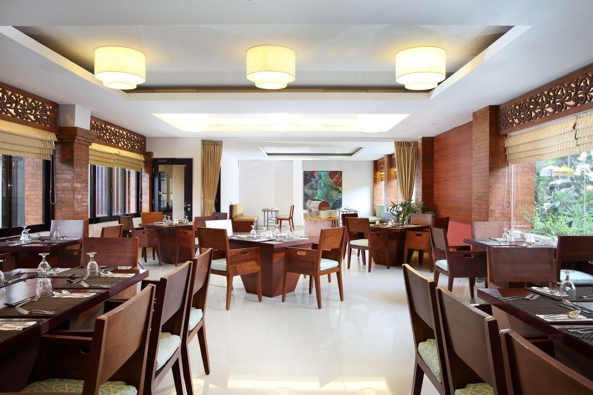 Grand Mirah Boutique Hotel Dempasar Exterior foto