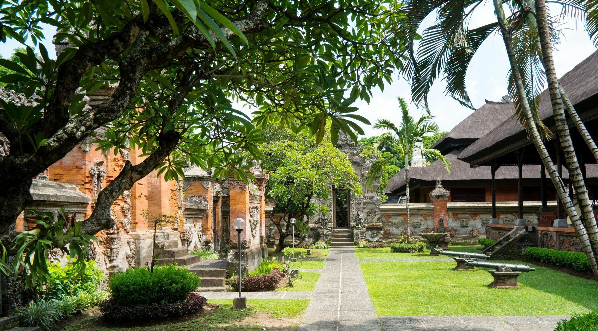 Grand Mirah Boutique Hotel Dempasar Exterior foto